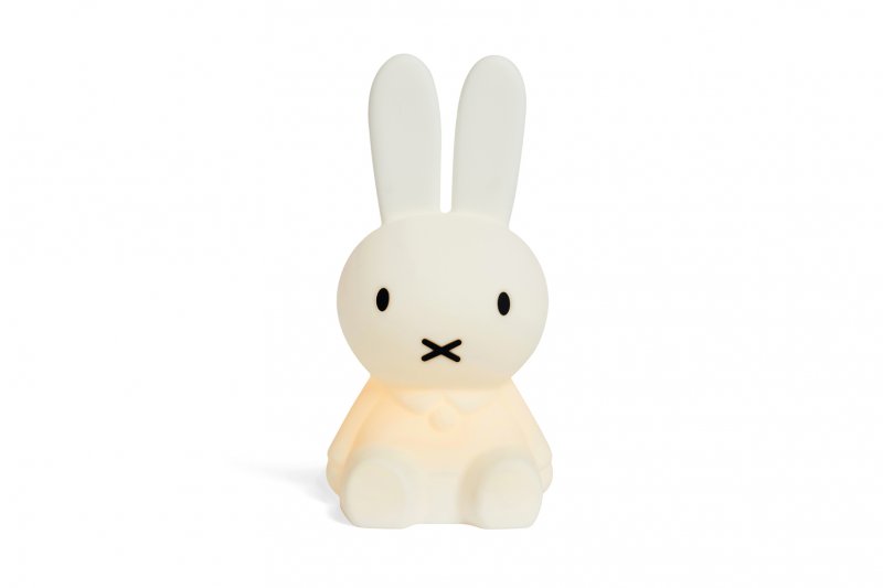 bundle-of-light-mf-miffy-front-on-white-lr