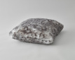 B01 Kussen Sensation Gris - AH22-C002 45x45 cm B01 Kussen Sensation Gris - AH22-C002 45x45 cm